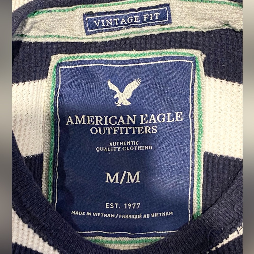 ⭐️ American Eagle Outfitters Striped Shirt - Picture 4 of 4